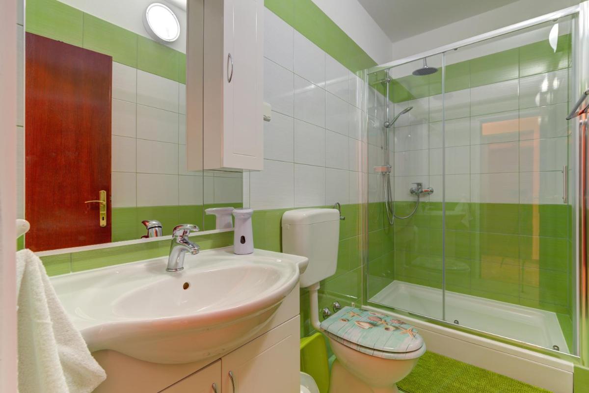 Apartment Žuna - Housity