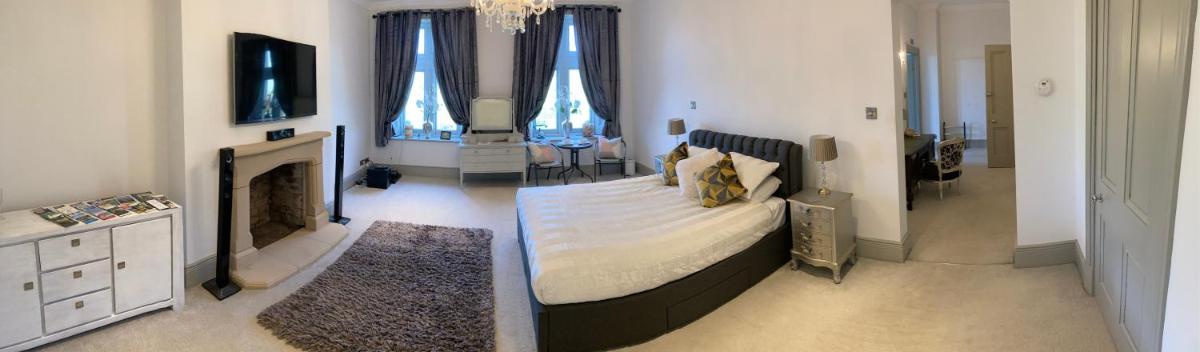 Trawscoed Mansion,Central Wing - Housity