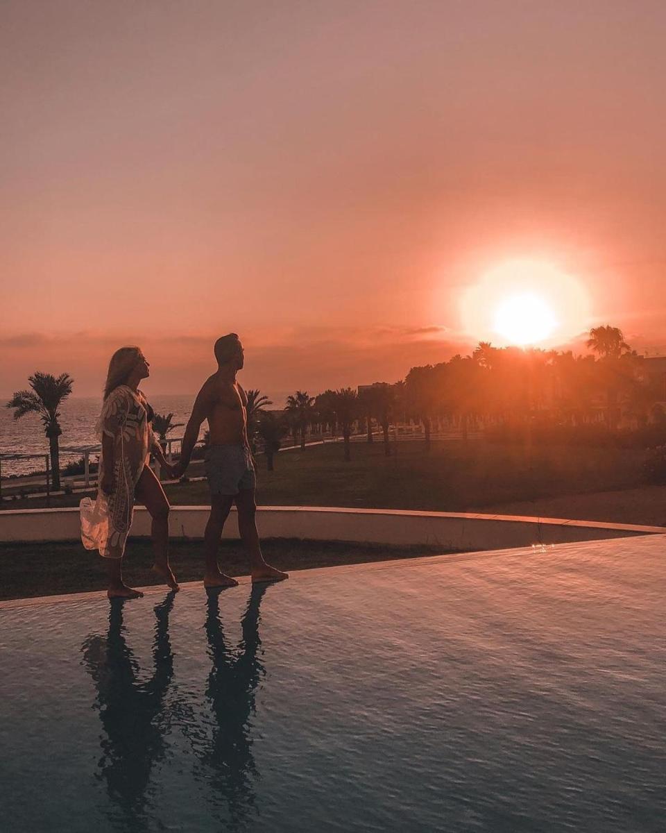 King Evelthon Beach Hotel & Resort - Housity