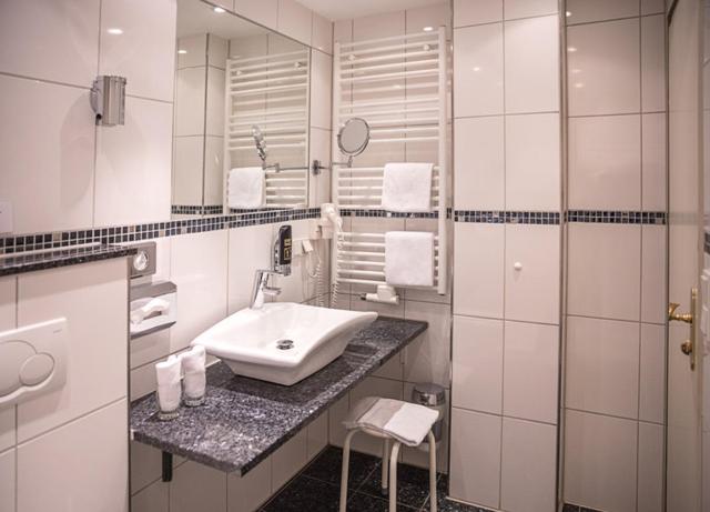 Hotel Brunnenhof - Housity