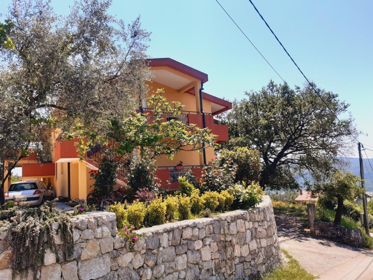 Apartment Macic Dub II - Housity