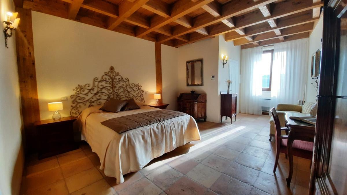 Palazzo Laureano - Dimora Storica - Housity