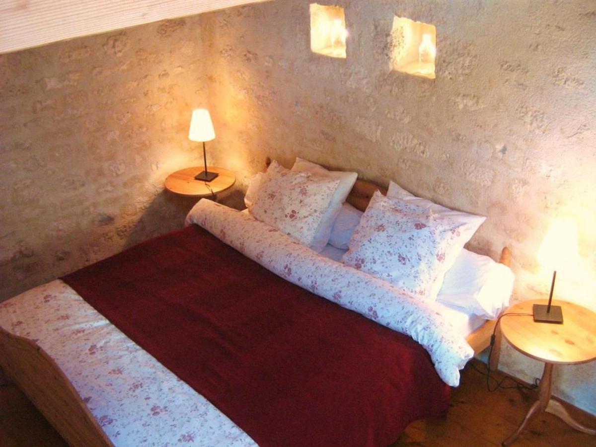 Gîte authentique avec piscine, proche nature et activités, rénové et confortable, jusqu'à 6 pers. - FR-1-426-96 - Housity