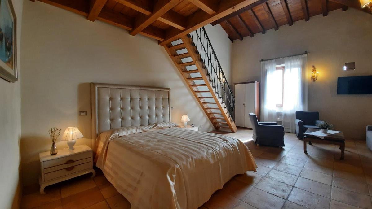 Palazzo Laureano - Dimora Storica - Housity