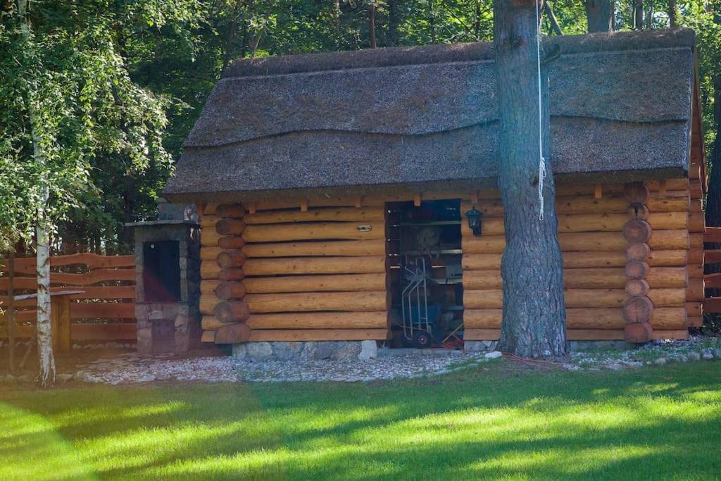 SASKI ZAKĄTEK, WAKACJE W BAJKOWYM DOMKU!!! MAZURY, SAUNA, JEZiORO, POMOST, - Housity