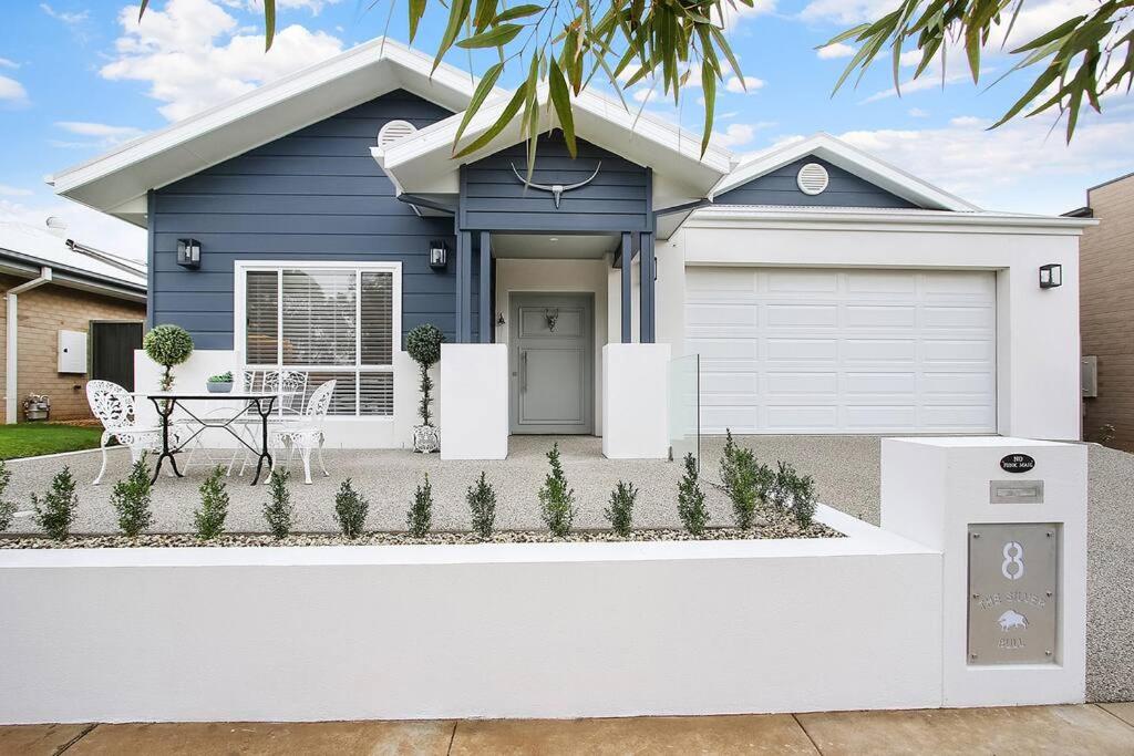 The Silver Bull Holiday House - Housity
