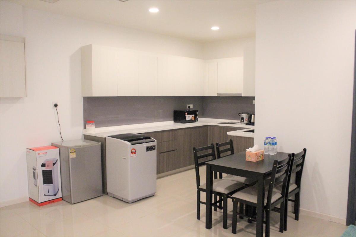Suitetrails - Suasana Suites D'Homestay2 JB Town