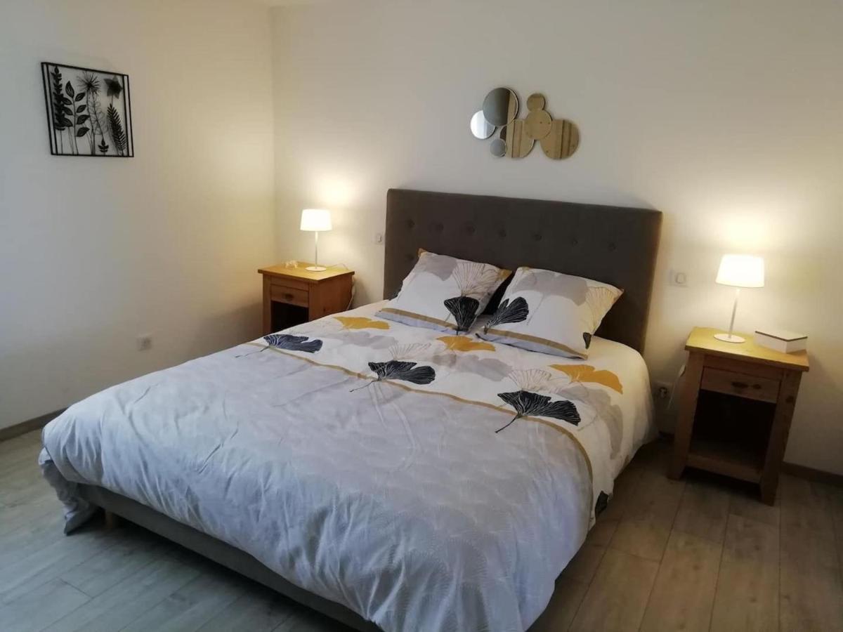Gîte Hergugney, 3 pièces, 4 personnes - FR-1-589-401 - Housity