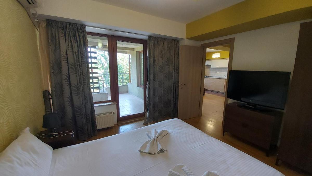 Mamaia Miraj E4 - Hizvo