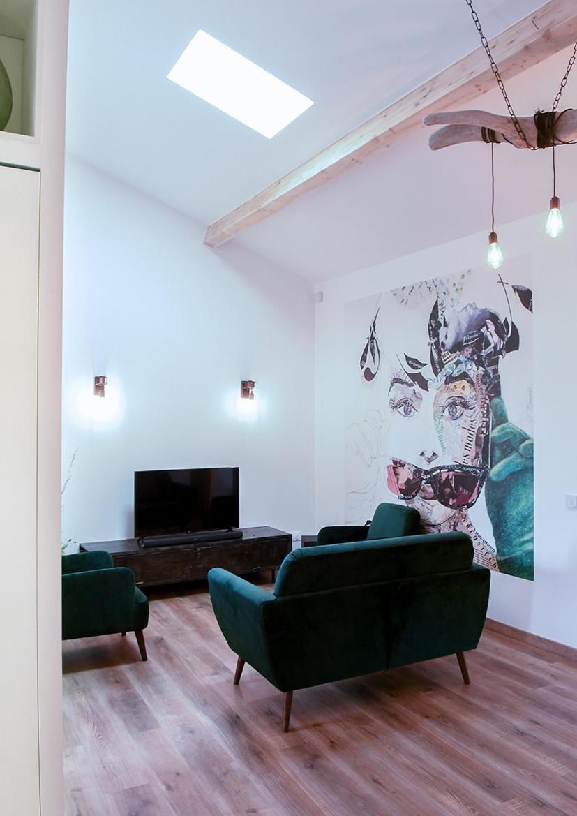 Guesthouse Simon Carretey SAUNA & SWIMMING-P, CALM - Housity