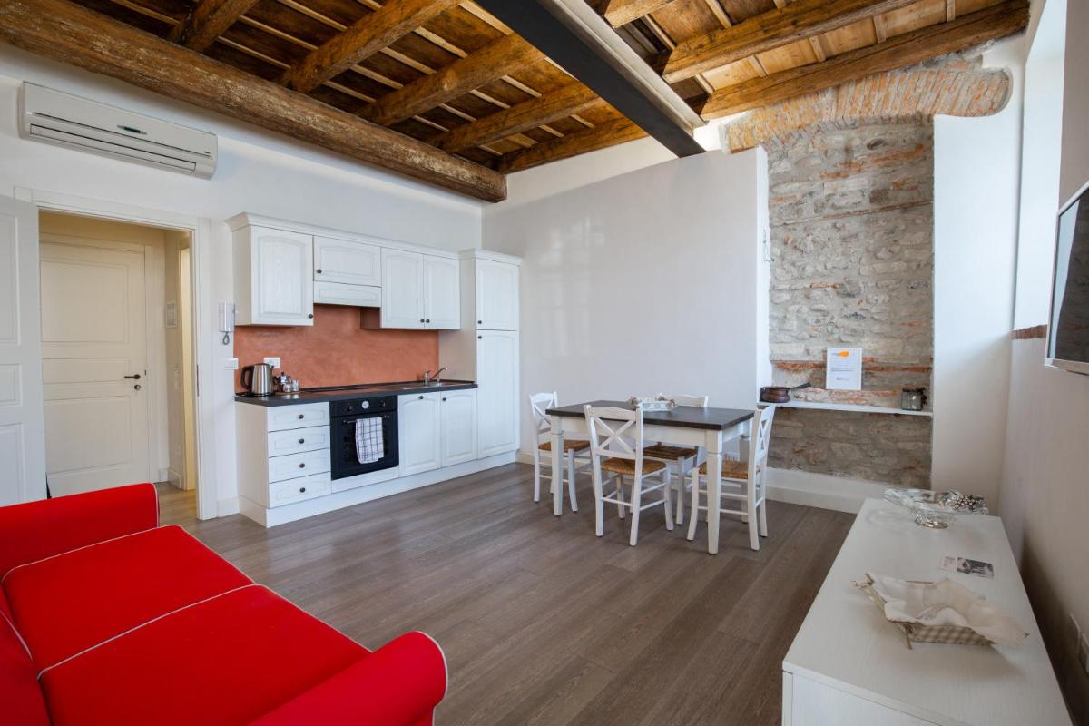 Residence Corte San Carlo - Housity
