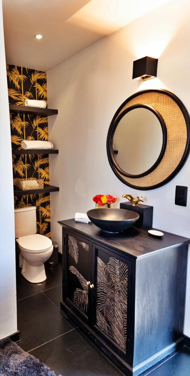 Gatsby River I - Housity