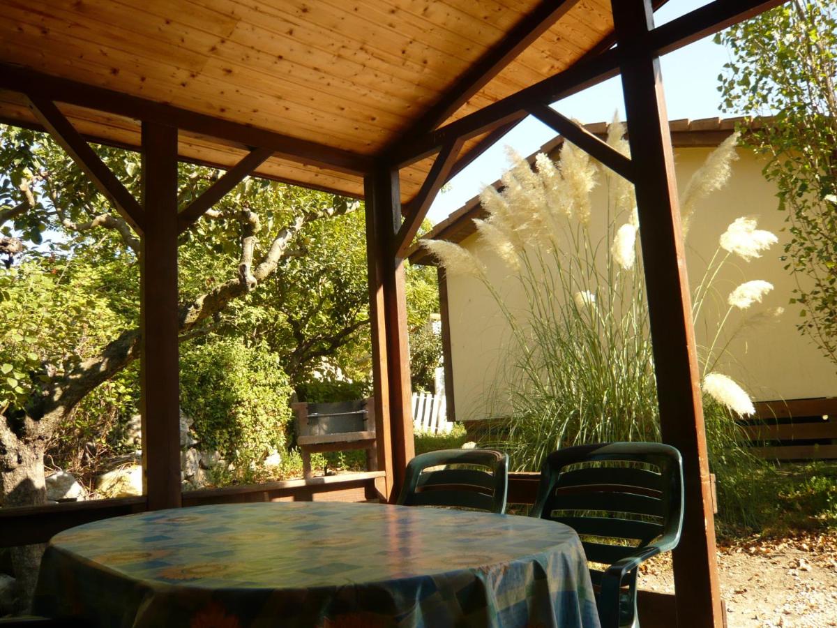 Les chalets du Verger des Ascarines - Housity
