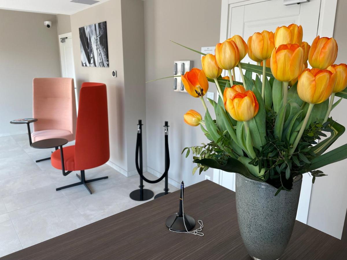 Hotel Monvillage - Housity