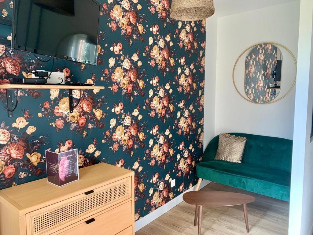 Le RoseGarden Studio au pied de la Gare de Rennes - Housity