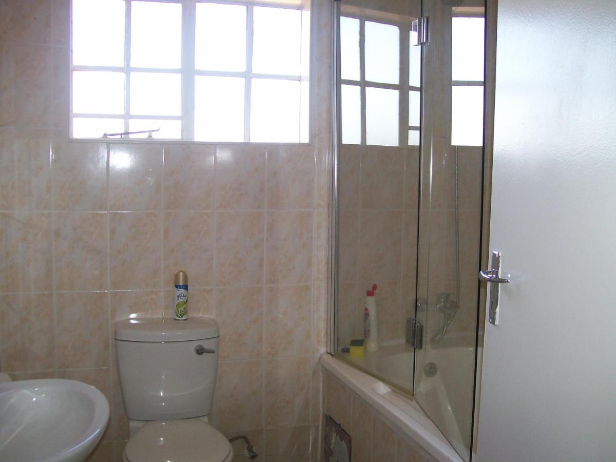 The Gibeon Ville Self-Catering - Housity