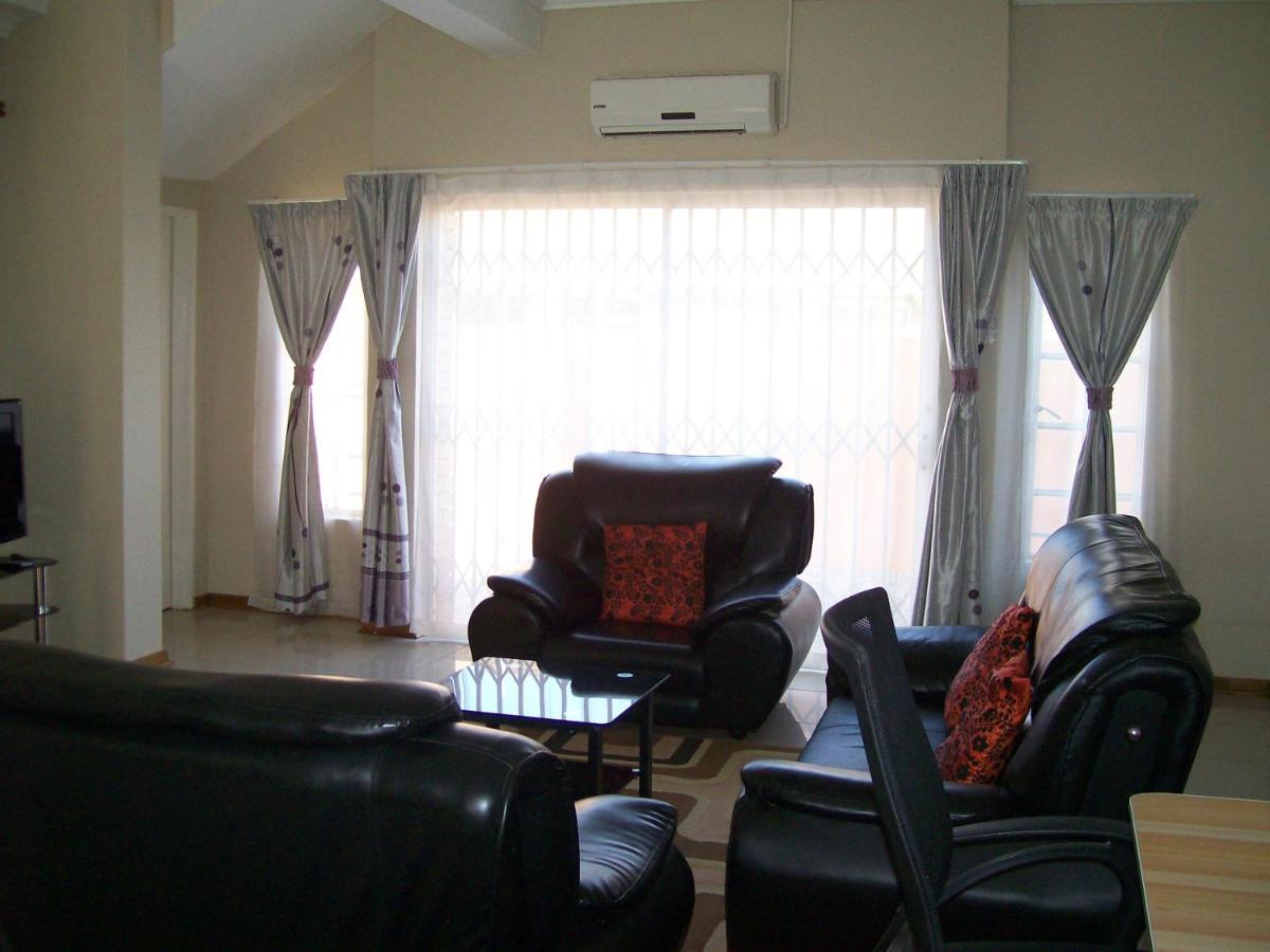 The Gibeon Ville Self-Catering - Housity