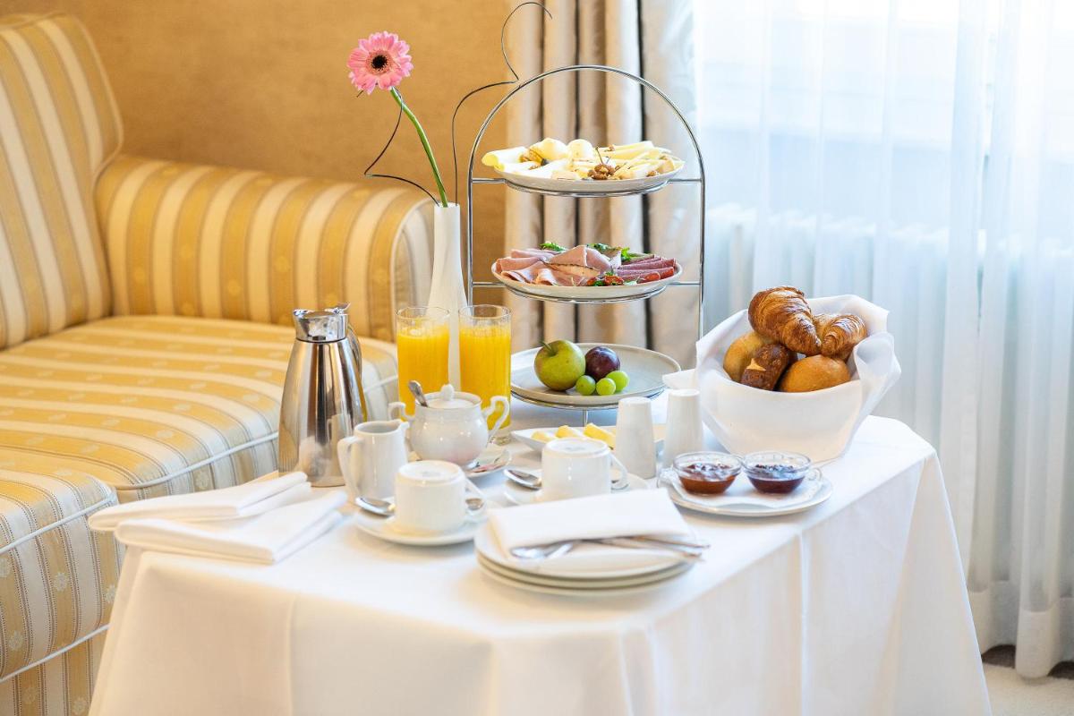 Essen im Hotel oder in der Nähe