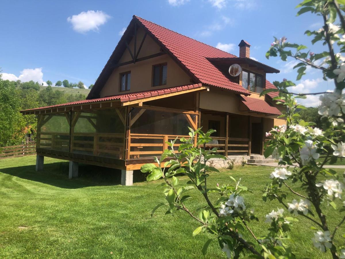 Cabana Kuvaszó Transylvania - Housity