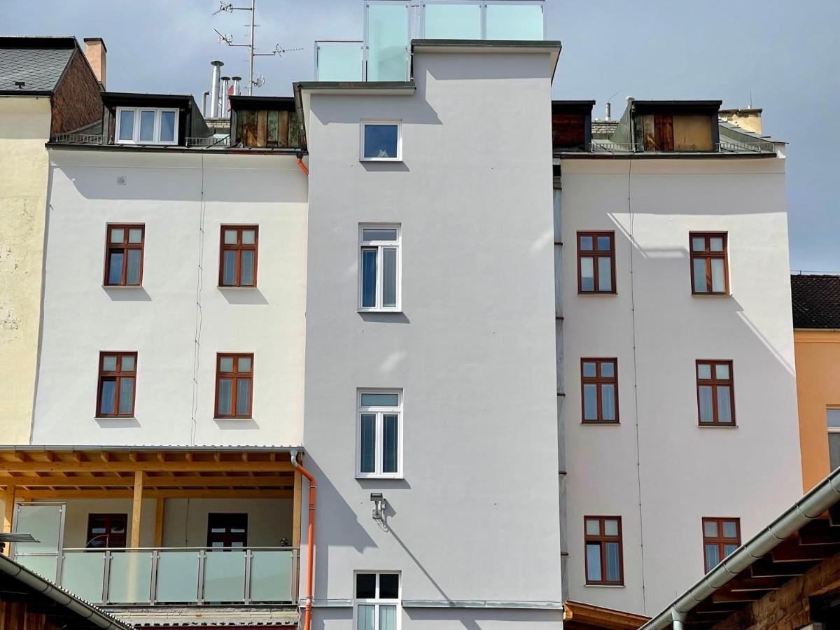 Penzion u Vlčků - Housity