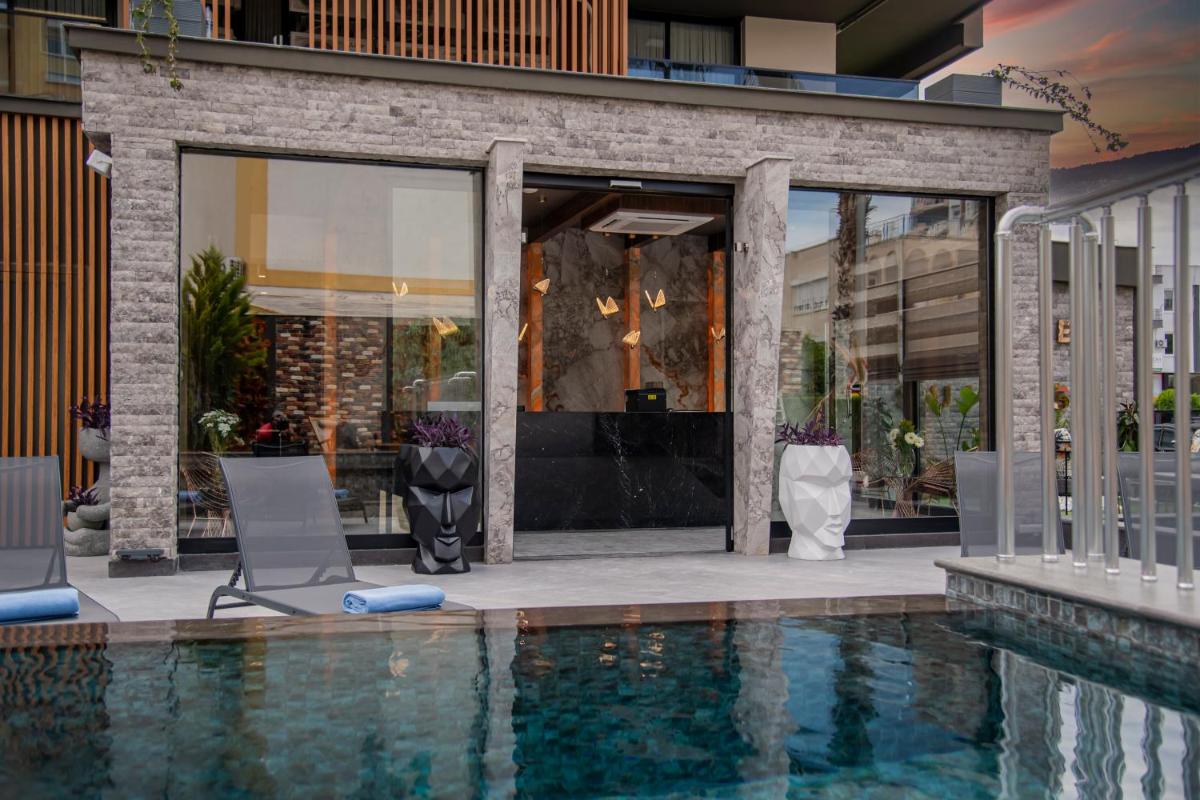 Sealife Royal - Housity