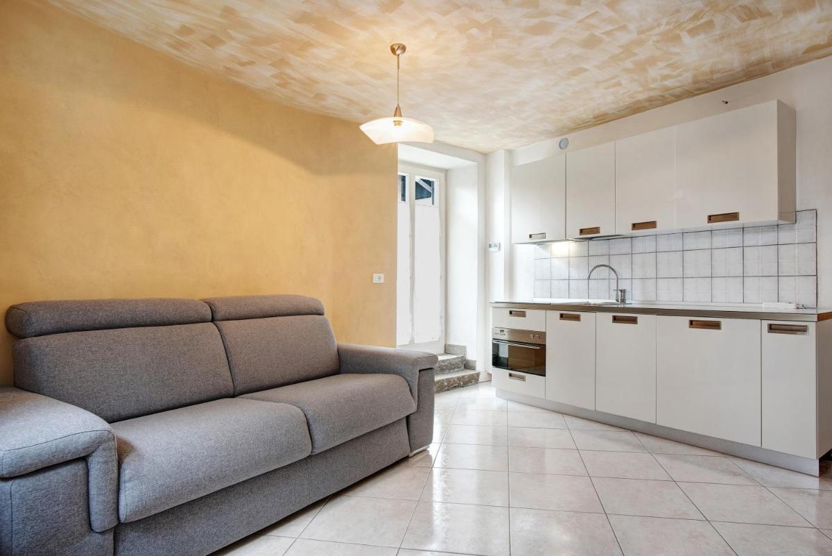 Lago di Serraia - Housity