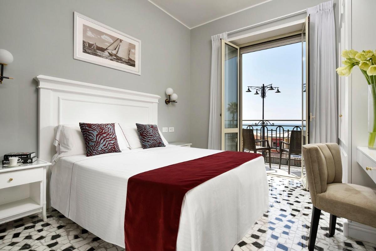 Hotel President - Housity