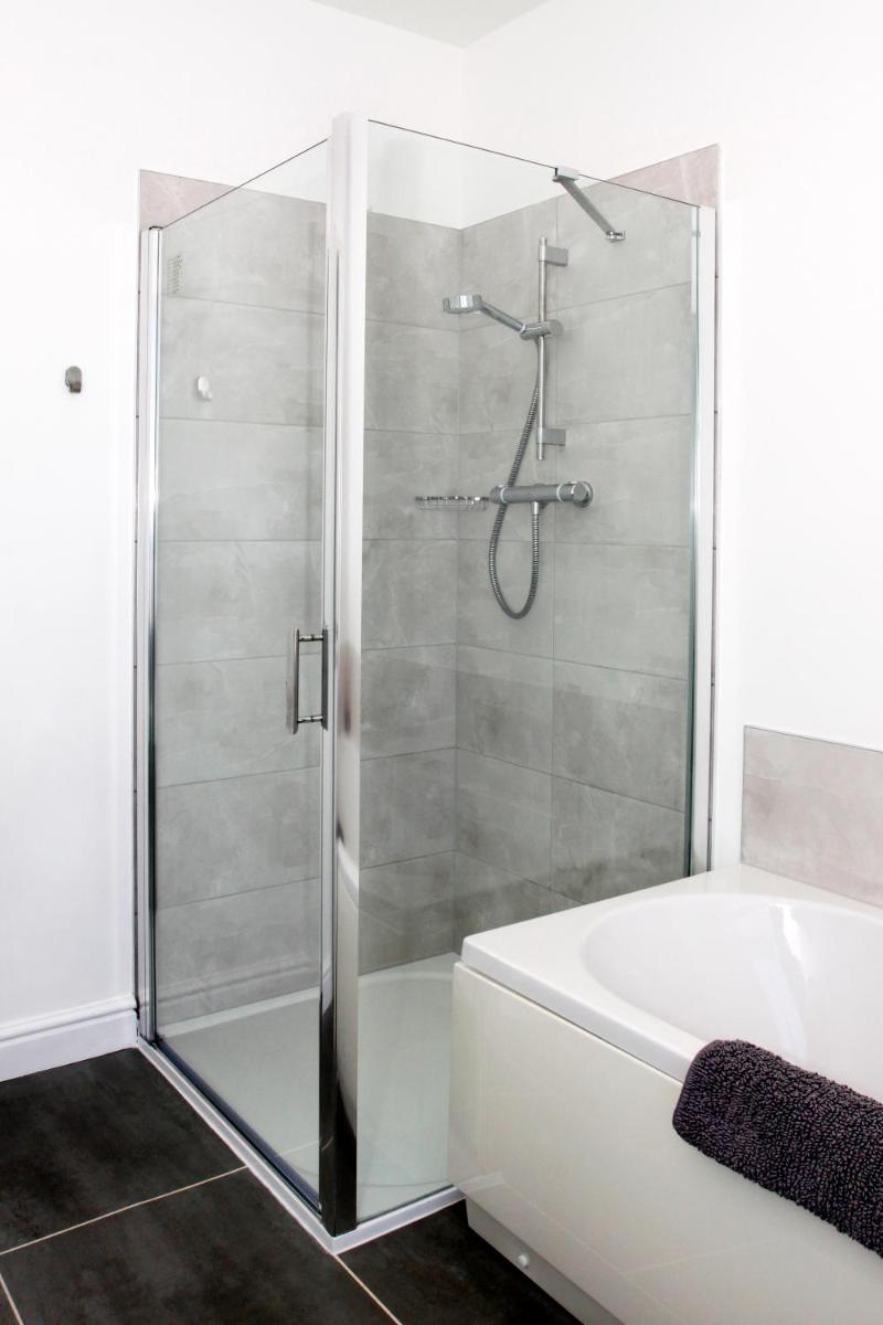 2 Yr Hen Fanc - Housity