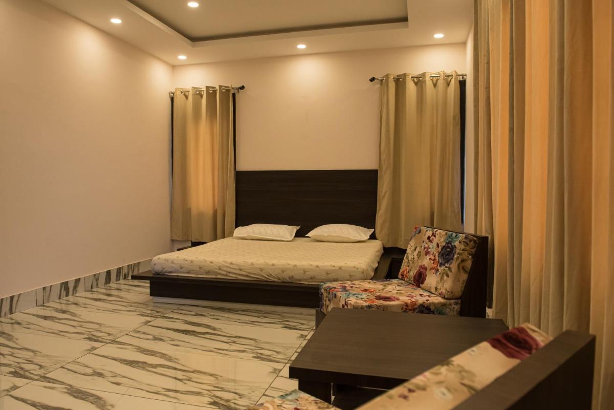 Sethi homestay Deluxe - Housity