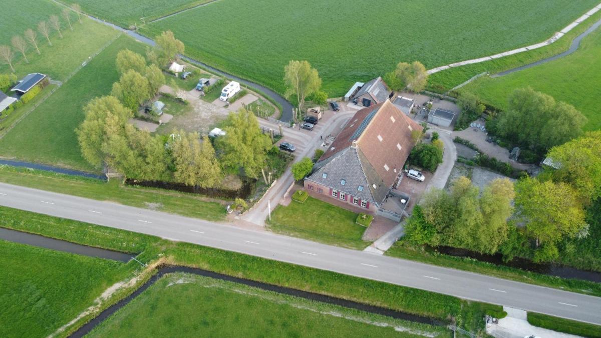 Bed and Breakfast de Salix - Housity