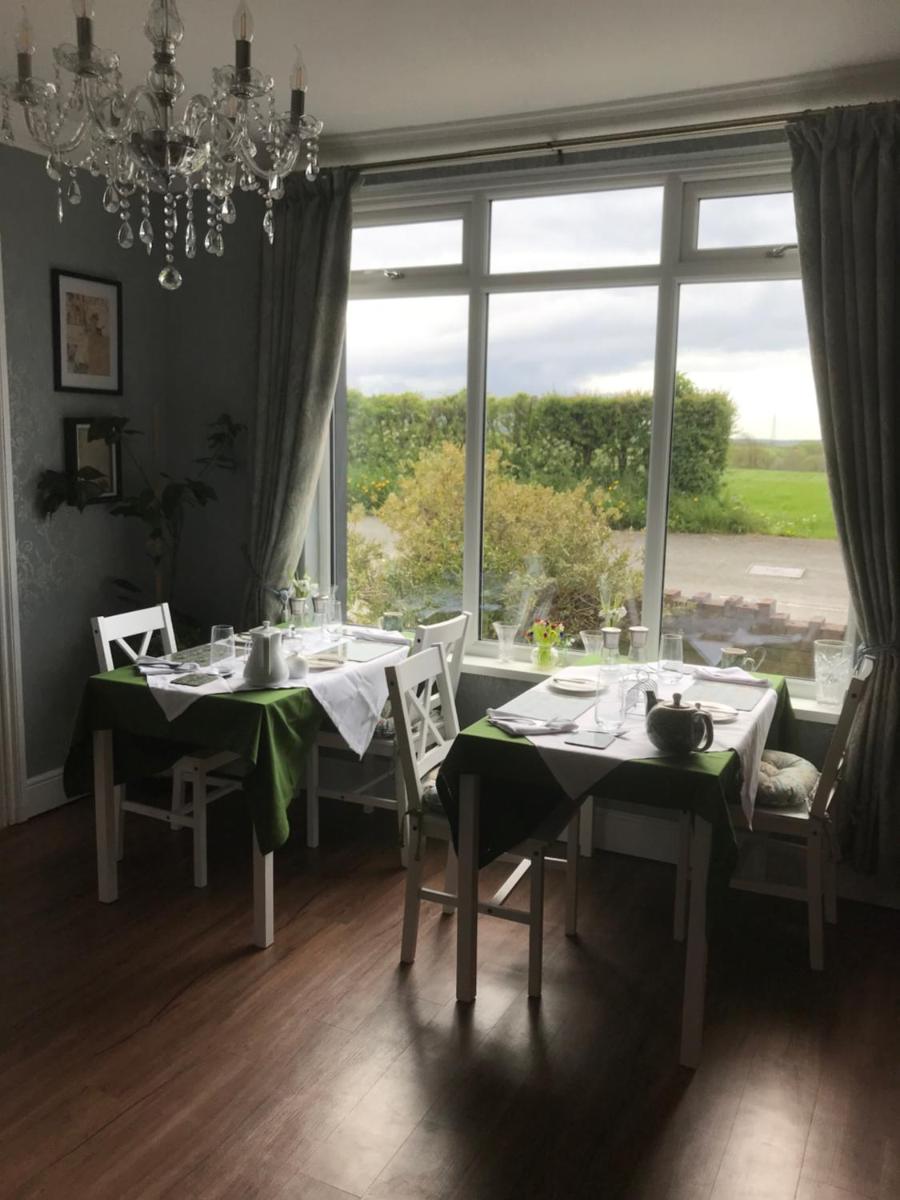 Dale View bed & breakfast - Housity