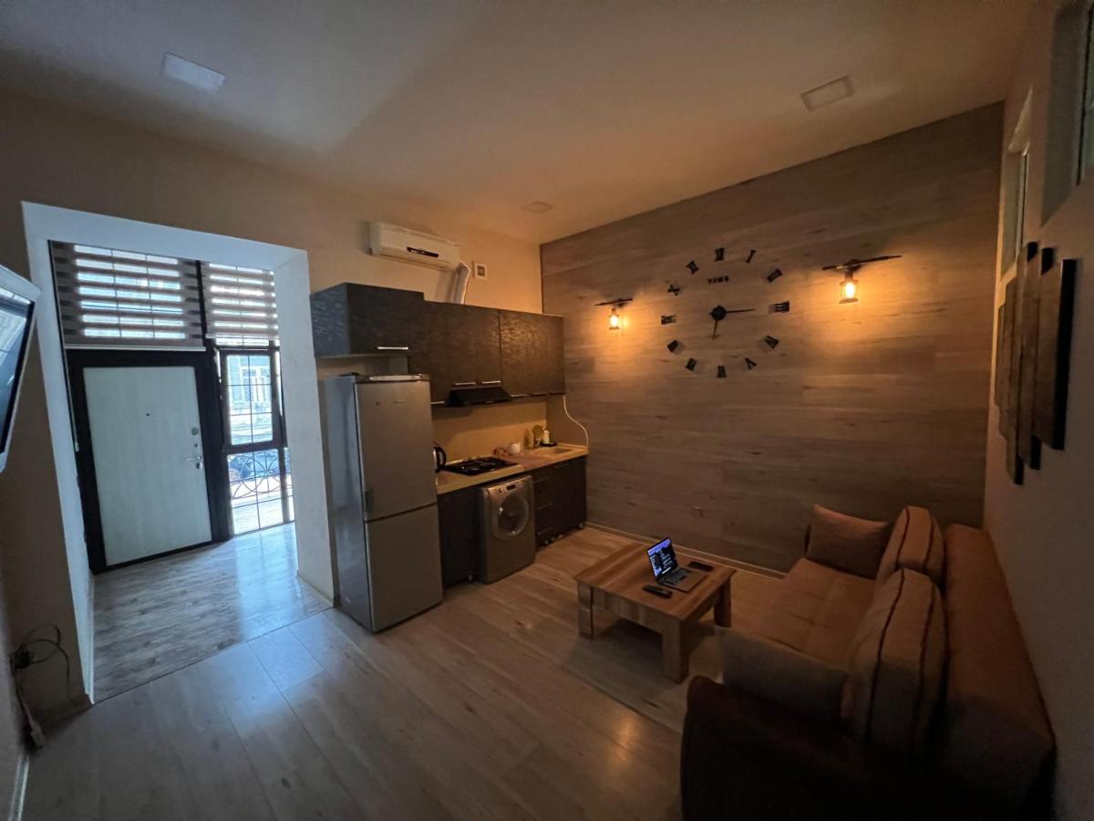 Suitetrails - Cozy apartment at the center of Baku