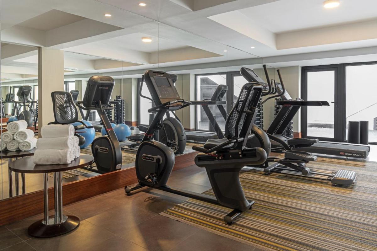 O centro de fitness e/ou as comodidades de fitness de Terra Nostra Garden Hotel