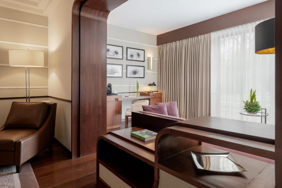 Uma área de estar em Terra Nostra Garden Hotel