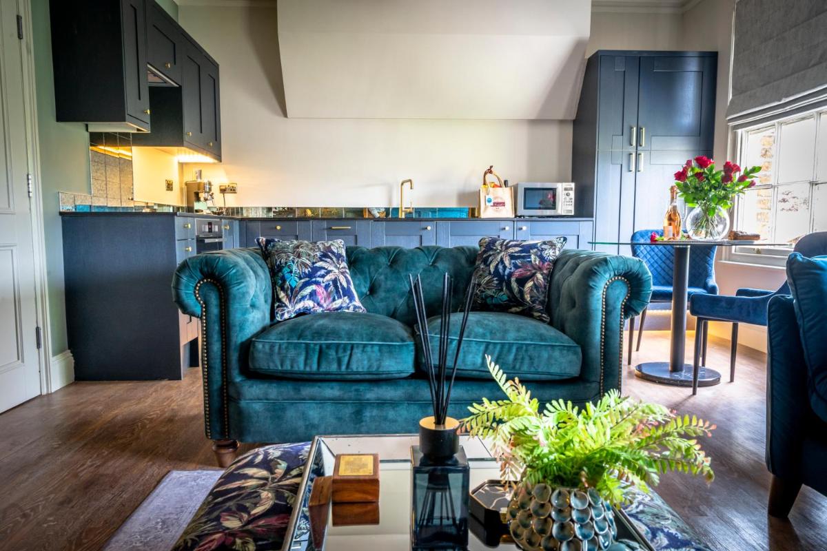 The Parlour at Dukes Townhouse - Housity