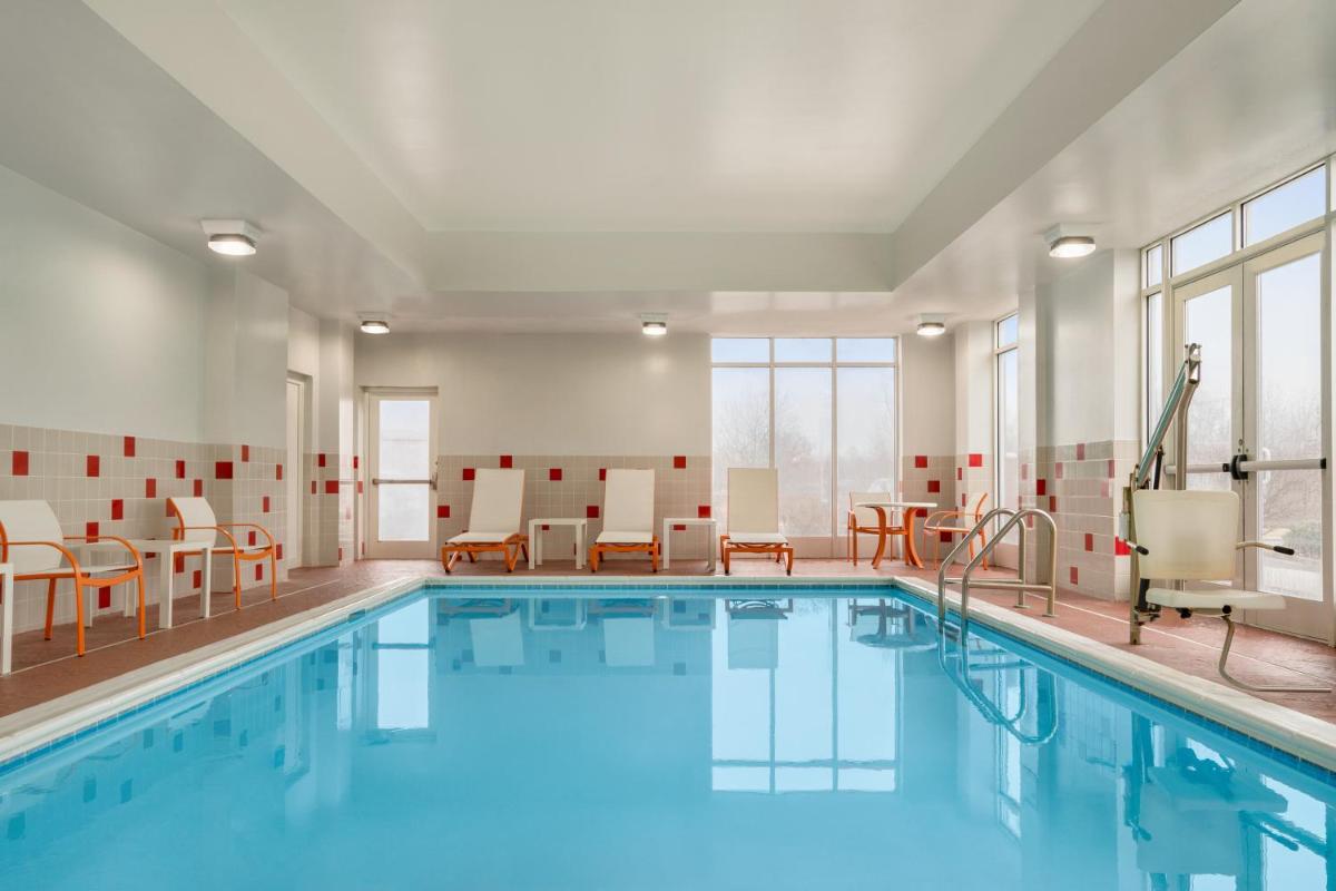 Holiday Inn Florence by IHG - Housity
