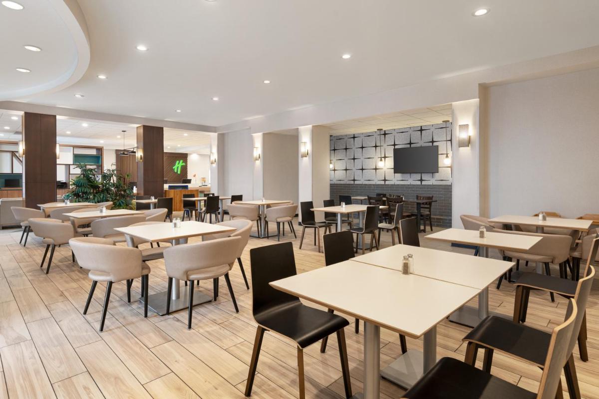 Holiday Inn Florence by IHG - Housity