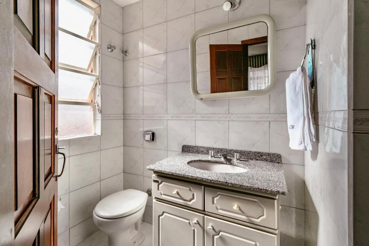Hotel San Rafael - Housity