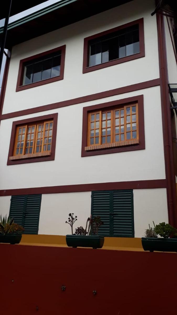 Cantinho Rubra - Housity