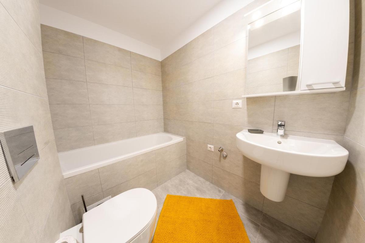 Suitetrails - Citadela North 1BR Apartment w security and self check in