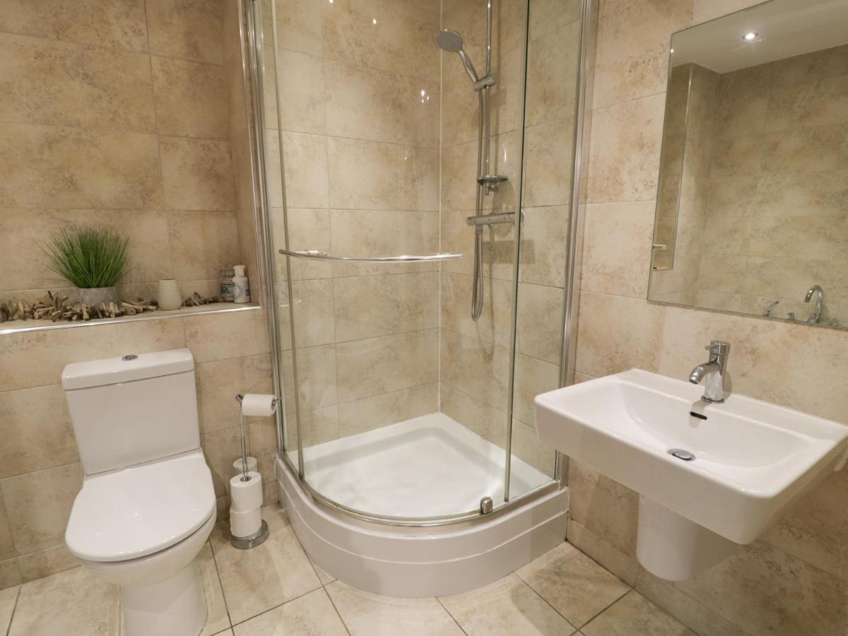 Apartment 6 - Housity