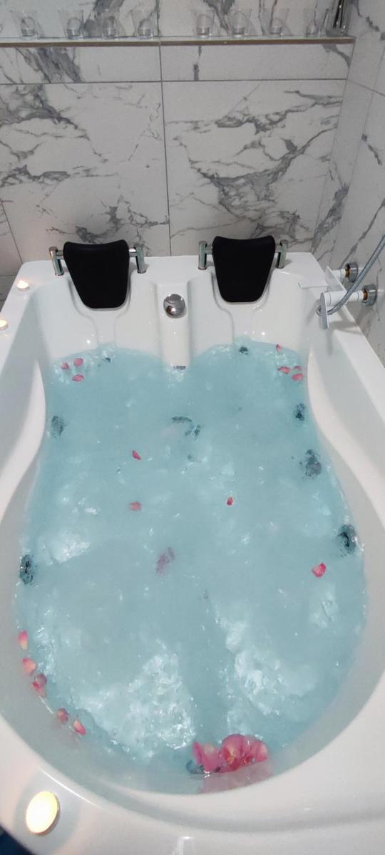 JACUZZI BELLE VIEW SINAIA-free parking - Housity
