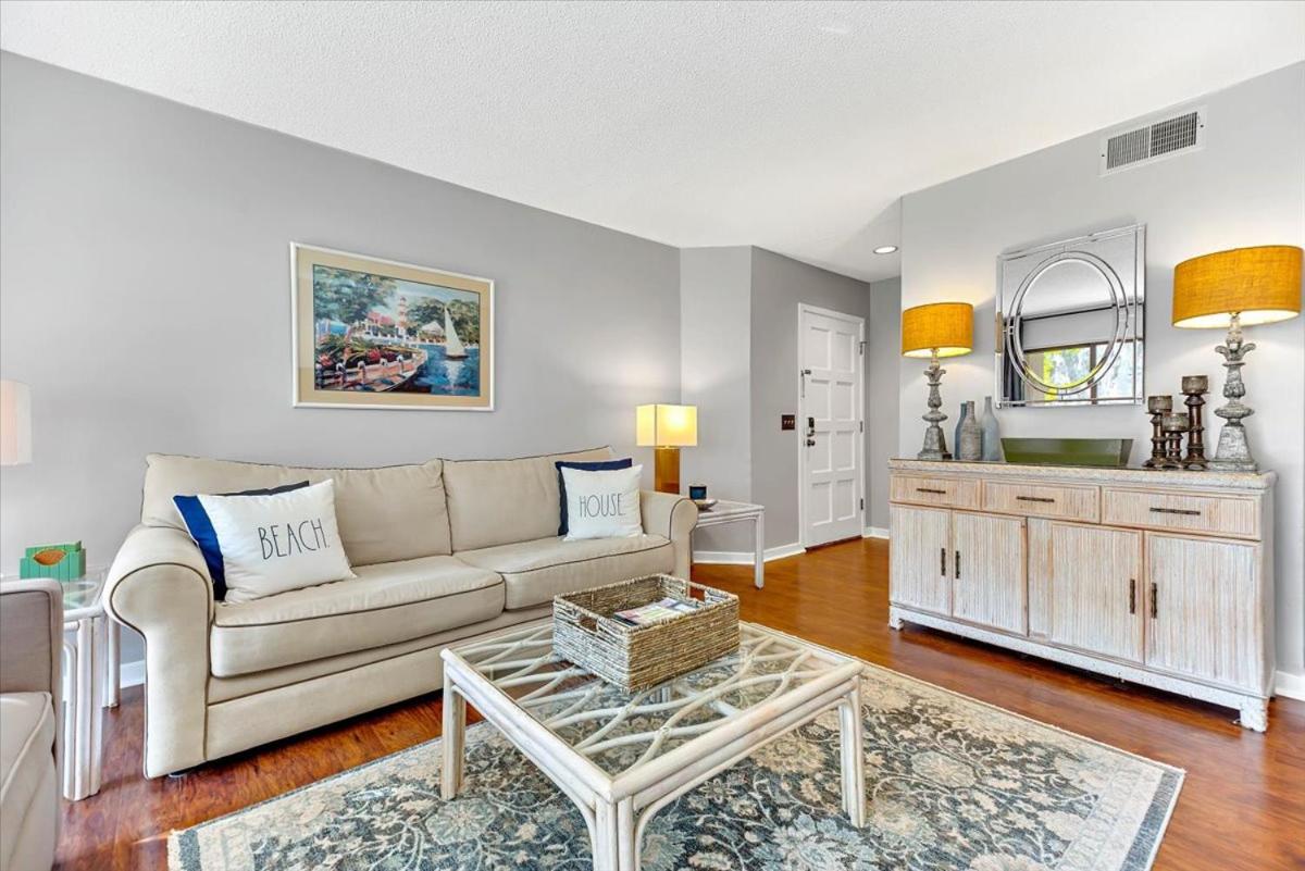 Lighthouse Tennis 2383 - Housity