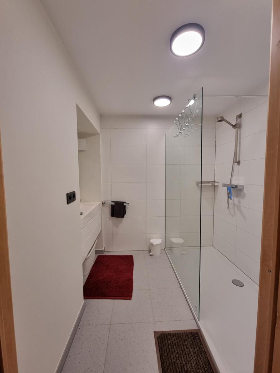Susberg 3 luxe verblijf met zwembad en sauna - Hizvo