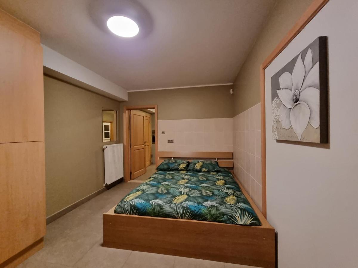 Susberg 3 luxe verblijf met zwembad en sauna - Hizvo