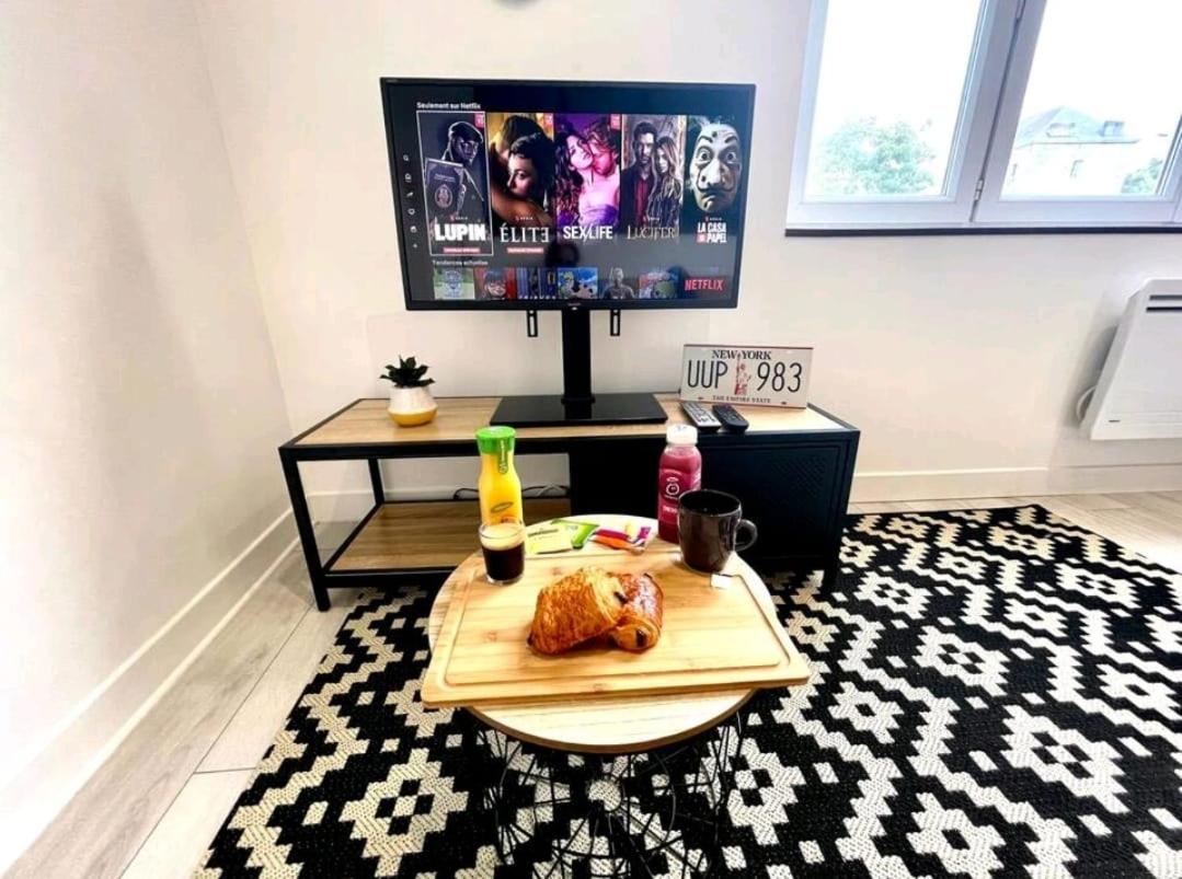The New-Yorker - hyper centre- 2mn gare SNCF - Wi-Fi Netflix gratuit - Housity