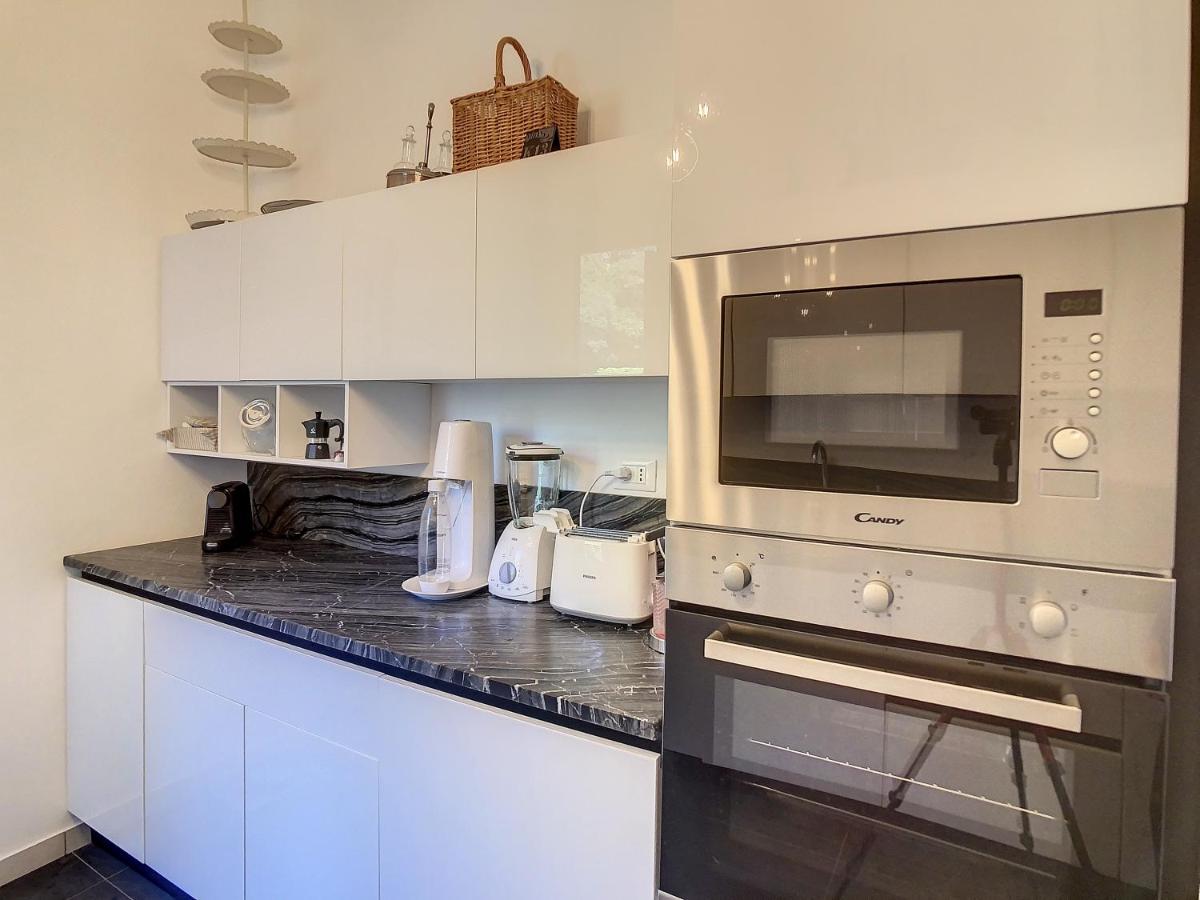 Sea House by Holiday World - Housity