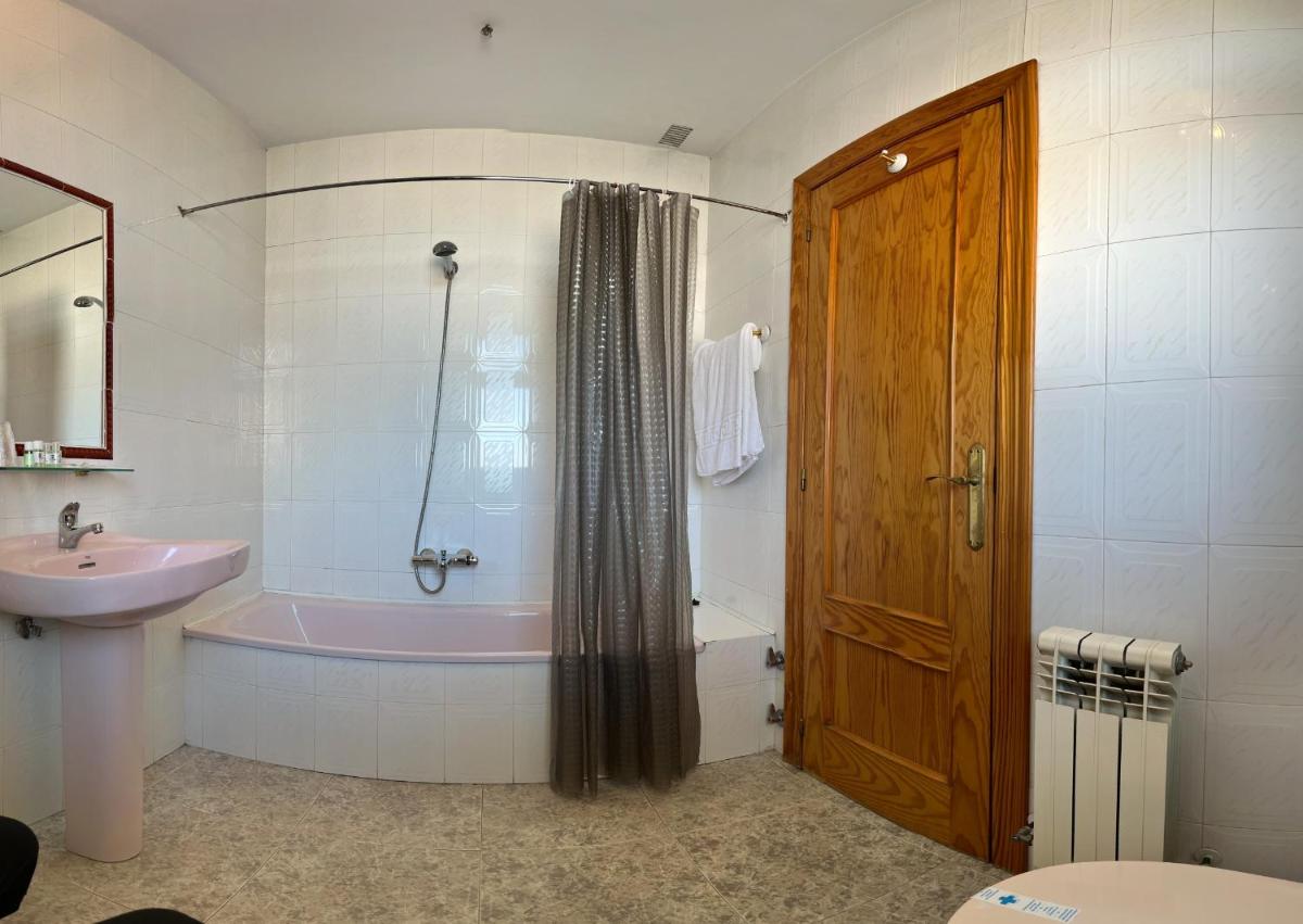 Hospedium Hotel Twist - Housity