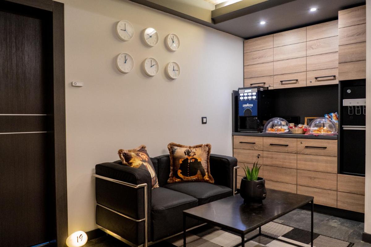 City Art Luxury Living Free Parking - Housity