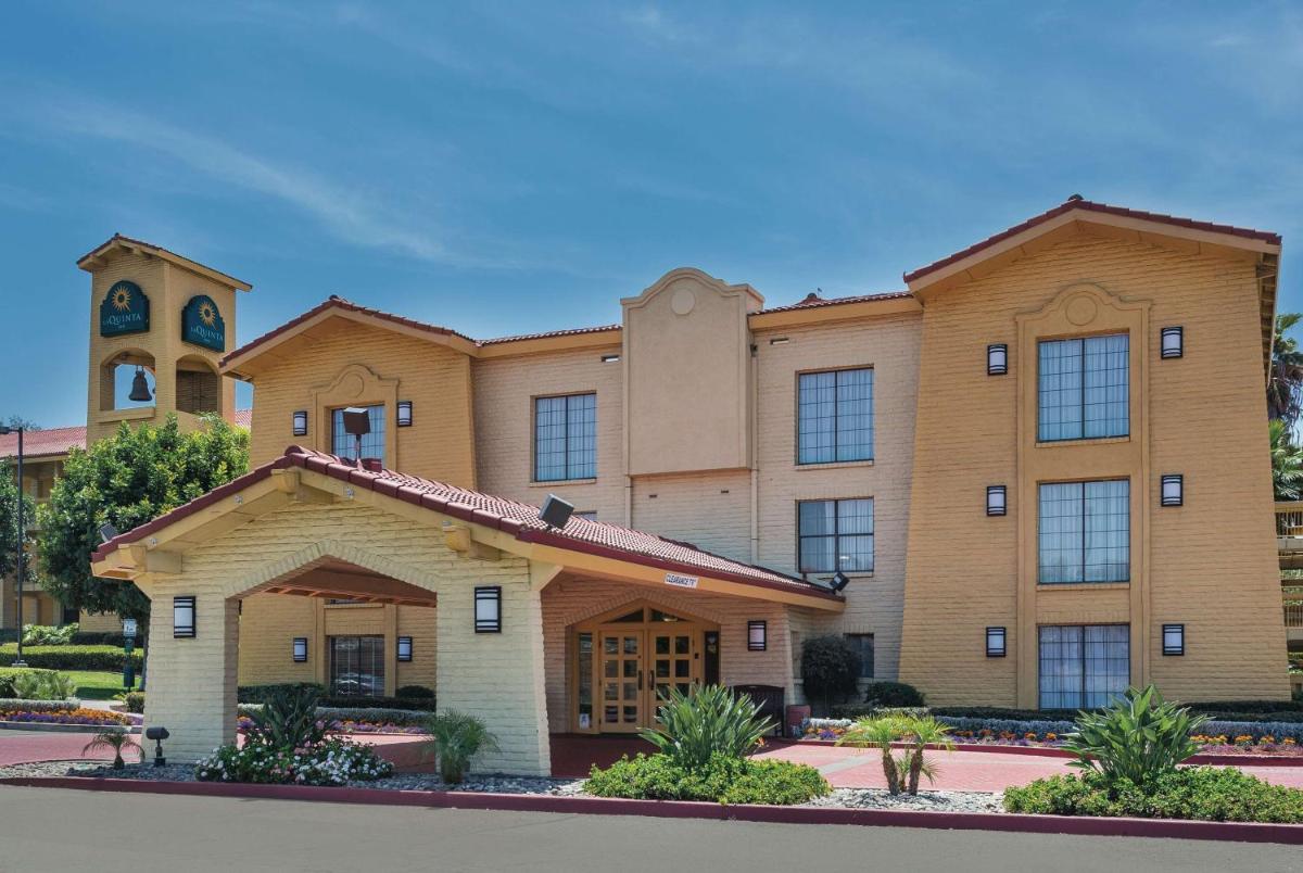 La Quinta Inn by Wyndham San Diego Chula Vista - Housity